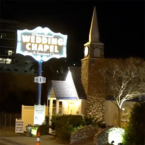 Las Vegas Wedding Industry Fighting to Survive Pandemic Media Photo